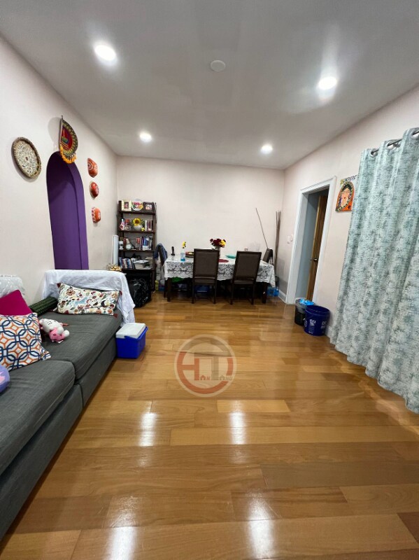 Foto del edificio - 1327 Beach Ave