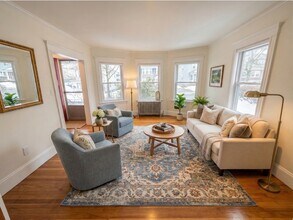 Building Photo - 88 Greaton Rd