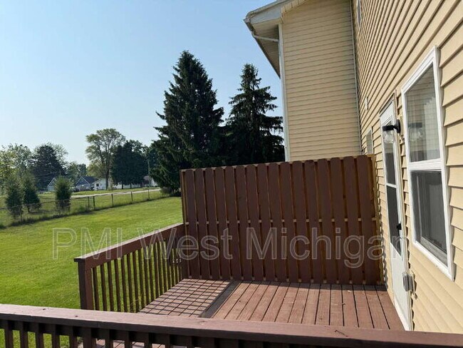 Photo - 4256 Bond St Townhome