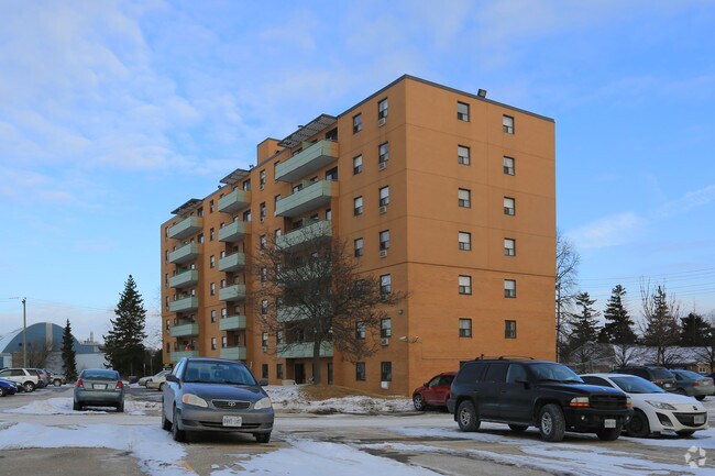 Building Photo - 607-611 Heritage Dr