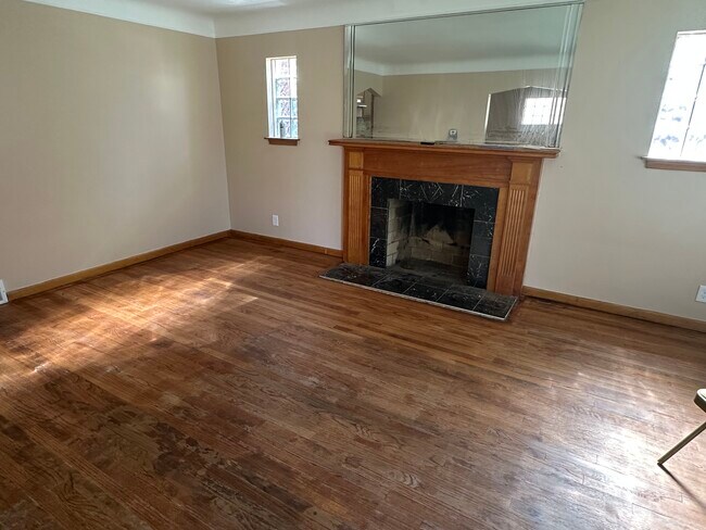 Foto del edificio - 14650 Eastburn St