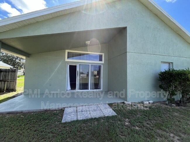 Building Photo - 309 Sir Phillips Dr