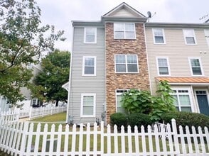 Building Photo - 11701 Coppergate Dr