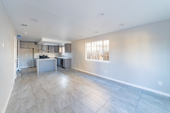 Foto del edificio - 1334 Lee Ave