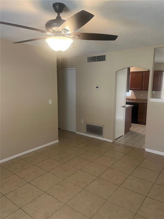 Foto del edificio - 1112 Princewood Dr