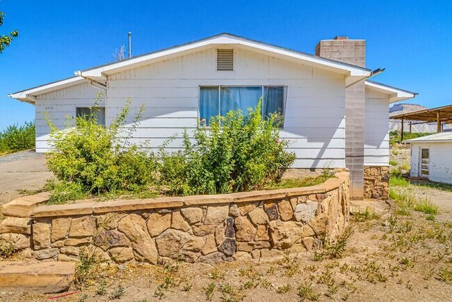 Foto del edificio - Budget-Friendly Rental with Plenty of Space