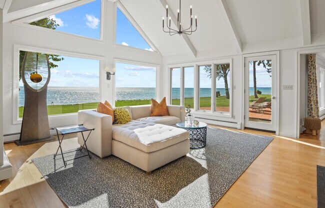 Building Photo - 8090 N Beach Dr