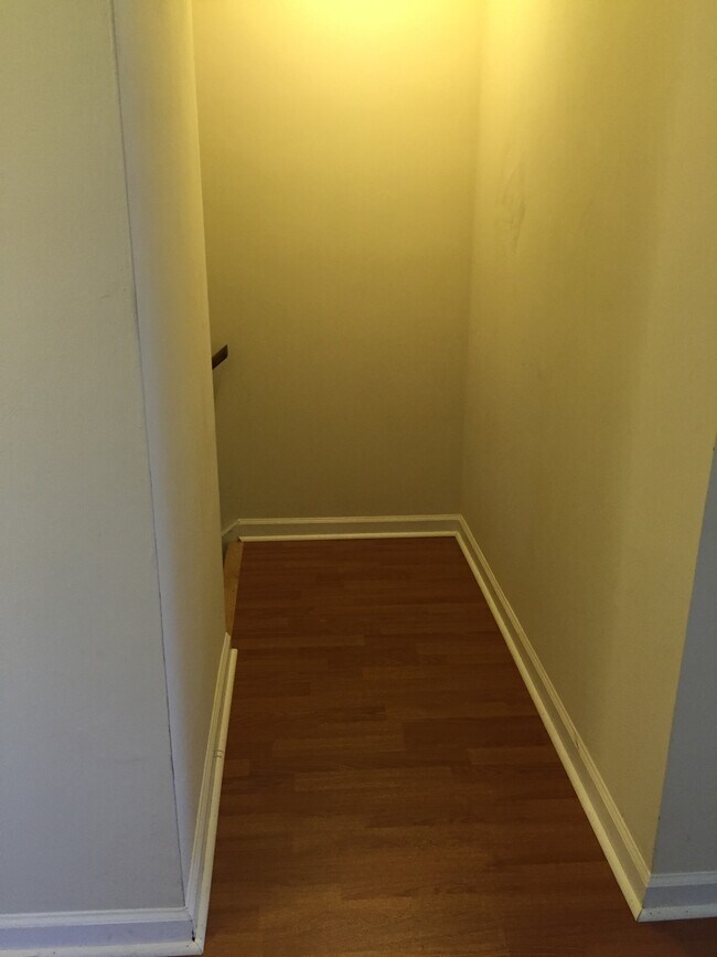 Foto del edificio - 224 Pheasant Run Dr