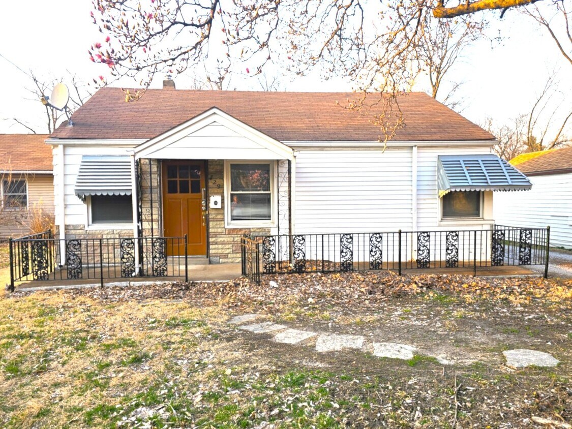 Foto principal - Spacious Ranch Home