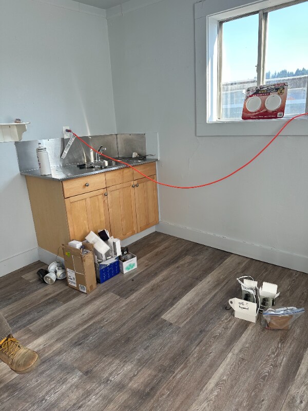 Foto del edificio - 341 Broadway St