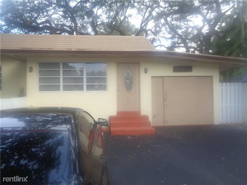 Building Photo - 2 br, 1 bath House - 5600 SW 48th St