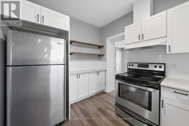 Photo du bâtiment - 16 Albert St N