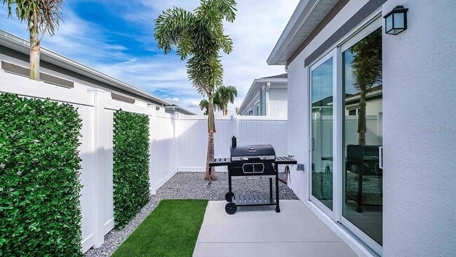 Building Photo - 3800 Viceroy Pl