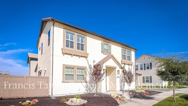 Building Photo - 2749 Overlook Point Dr