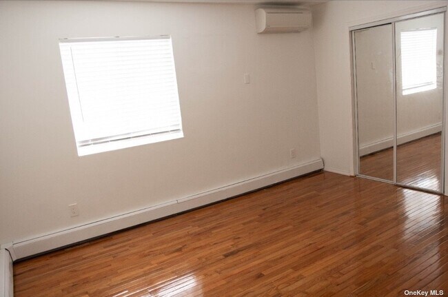 Foto del edificio - 174-27 126th Ave