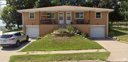 Building Photo - 9814-9816-9816 Linden Ave