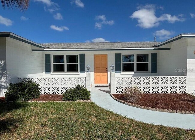 Building Photo - 1790 Loralin Dr