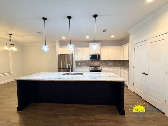 Foto del edificio - Spacious 5-Bedroom Home in Northern Pines, Fort Walton Beach!