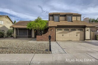 Building Photo - 5337 W Desert Hills Dr