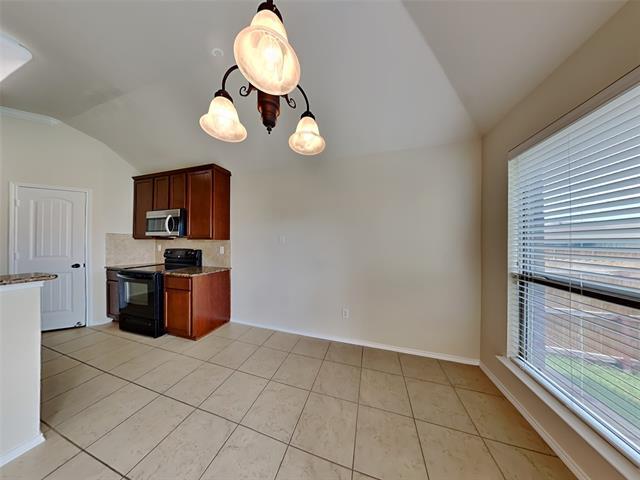 Building Photo - 813 Bens Dr