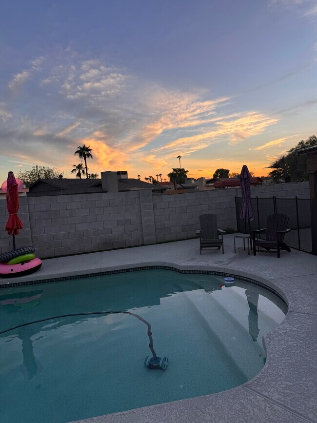 Piscina compartida - 1716 W Mandalay Ln