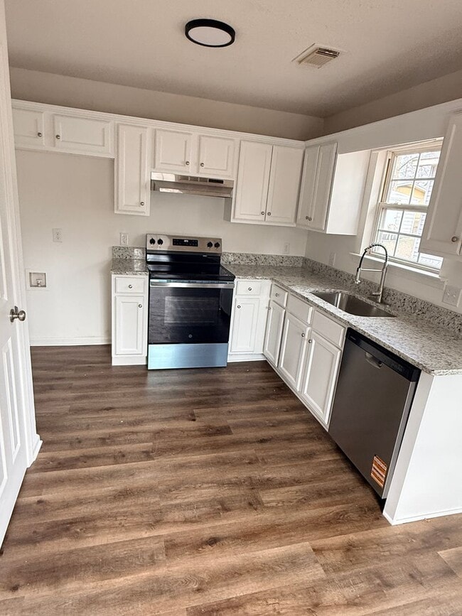 Foto del edificio - 2812 25th St