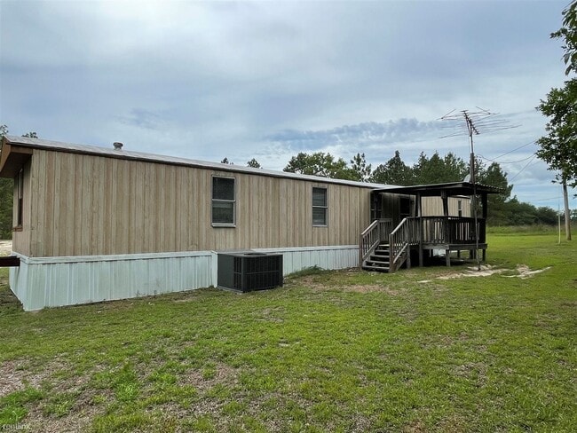 Building Photo - 3 br, 2 bath Mobile Home - 718 Reedy O Smi...