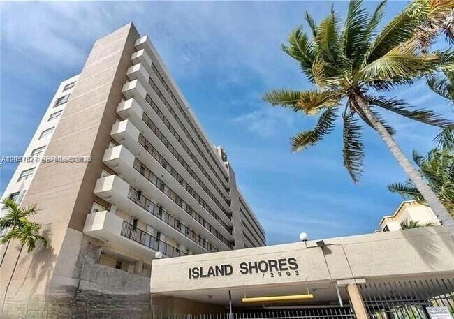 Foto del edificio - 2903 N Miami Beach Blvd