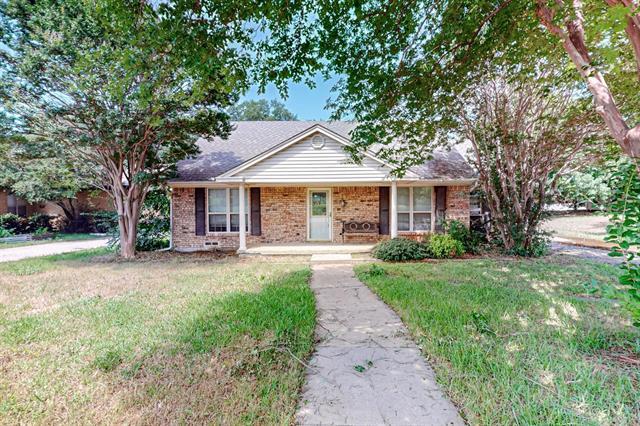 Primary Photo - 3906 Larkin Ln