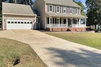 Building Photo - 6010 River Landings Dr