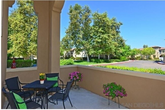 Building Photo - 14650 Via Fiesta