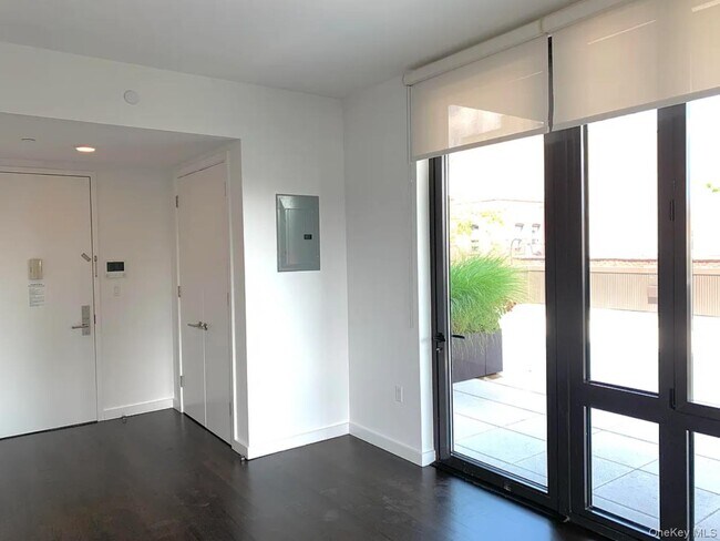 Foto del edificio - 37-40-40 27th St