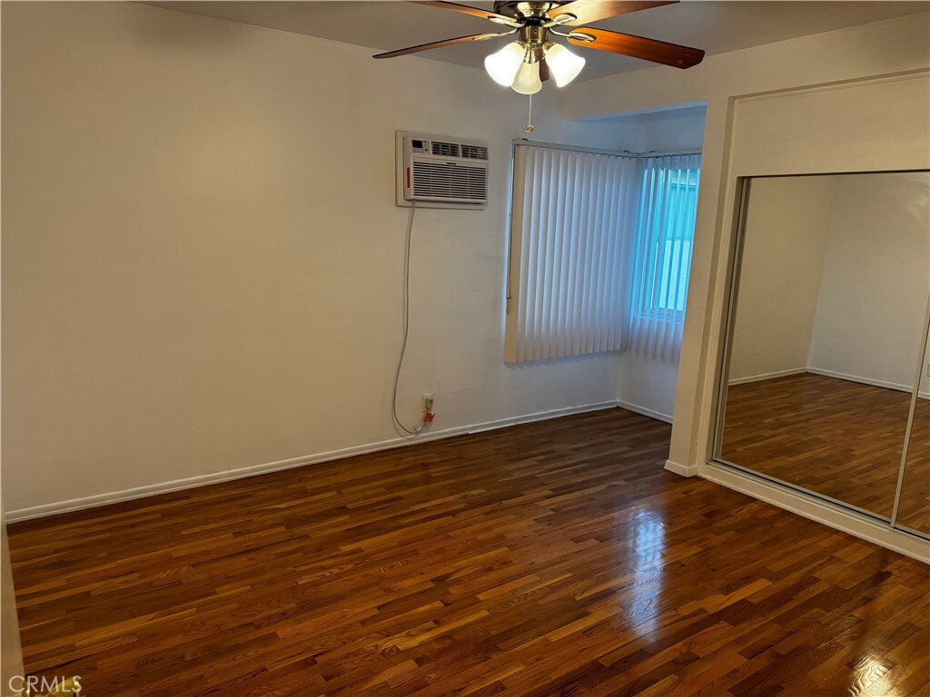 Foto del edificio - 14222 Sylvan St
