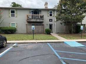 Building Photo - 1402 Camp Rd