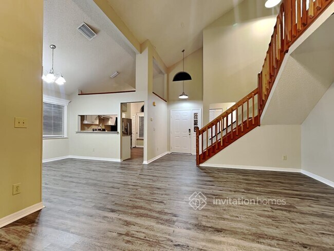 Foto del edificio - 1803 Candlestick Ct