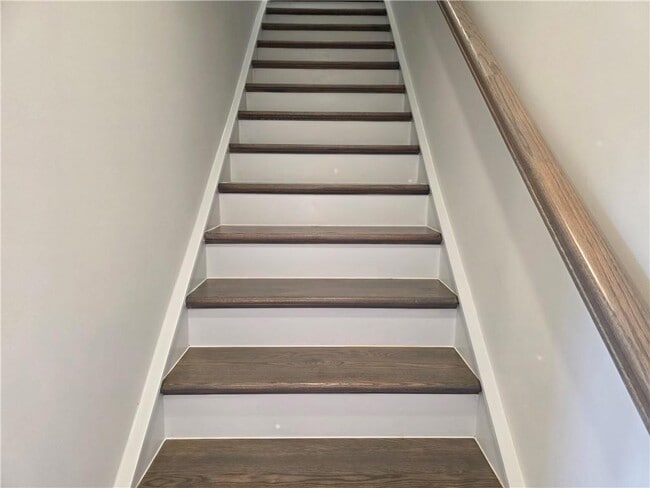 Foto del edificio - 1701 Harper Lily Ln