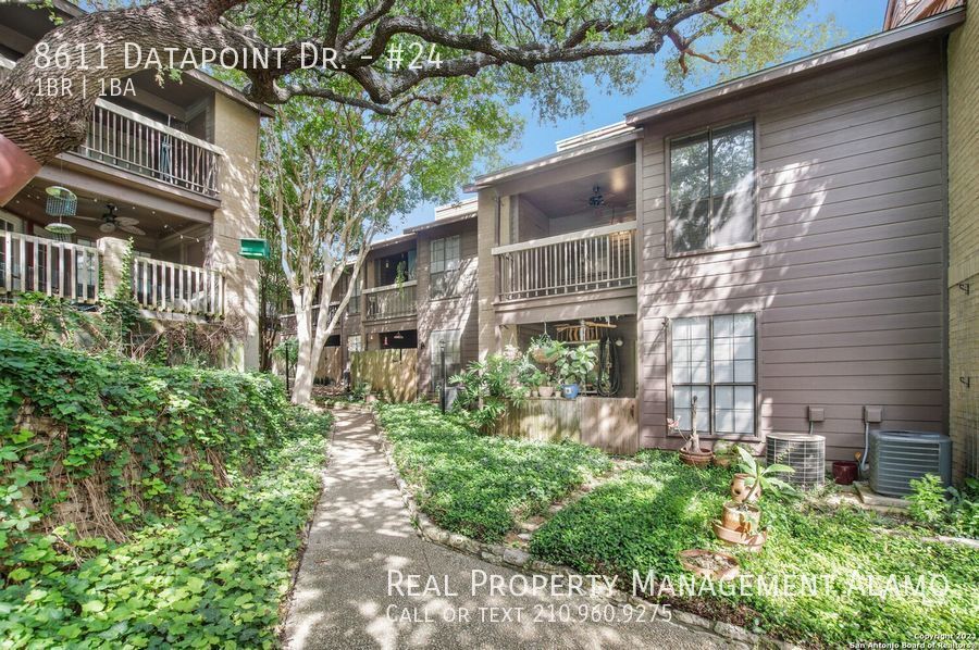 8611 Datapoint Dr Unit 24, San Antonio, TX 78229 Condo for Rent in San Antonio, TX