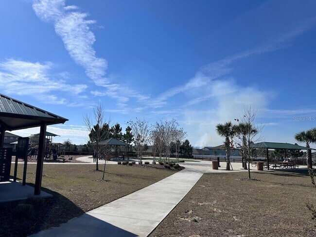 Foto del edificio - 2345 Treasure Hill St