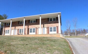 Building Photo - 928 Kendrick Creek Rd