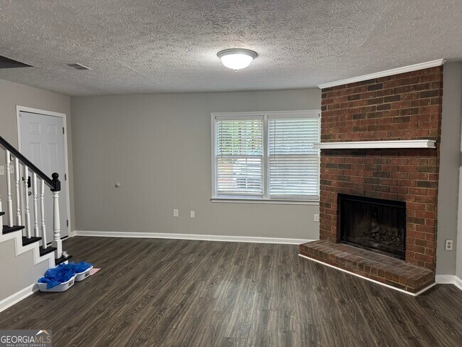 Foto del edificio - 170 Highland Park Dr