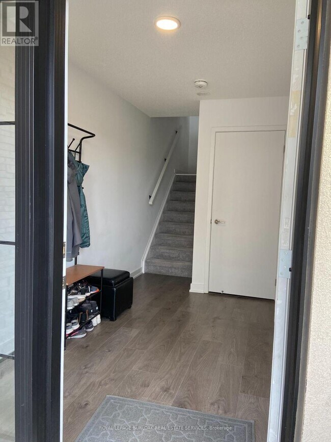 Building Photo - 1121 Cooke Blvd.