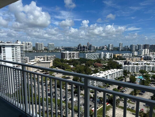 Foto del edificio - 210 174th St