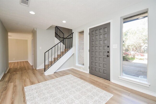 Foto del edificio - 16505 Cornwall St