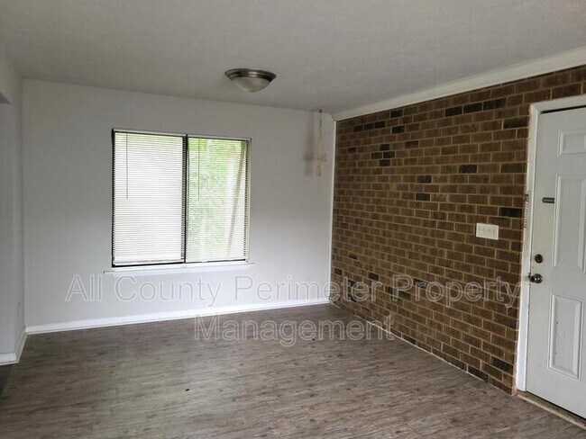 Foto del edificio - 8677 N Anna Way
