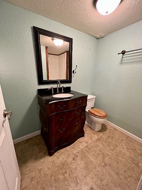 Foto del edificio - 4101 Rogers Ave