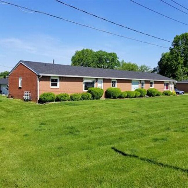 298 6th Ave, Galion, OH 44833 Condo for Rent in Galion, OH