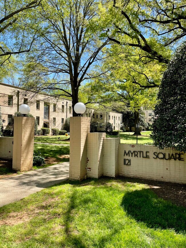 Foto del edificio - 1121 Myrtle Ave