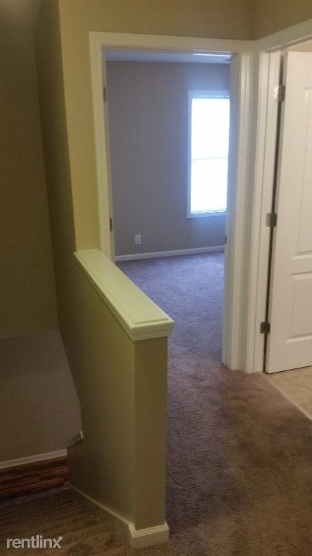Building Photo - 2 br, 2 bath Townhome - 801 Oak Arbor Ct