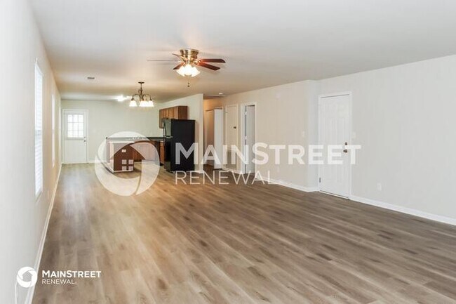 Building Photo - 128 Jesse Layne Dr, Harvest, AL 35749