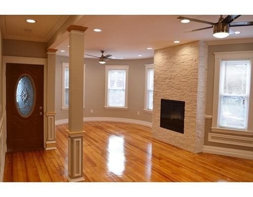 Interior Photo - 19 Pleasant St